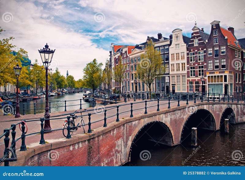 Exploring Amsterdam's Lesser-Known Canals and Their Art