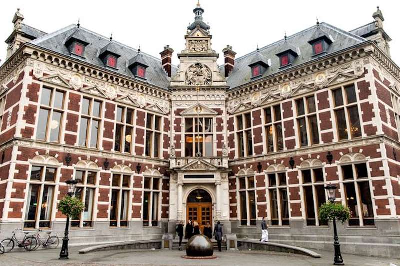 Utrecht University's Architectural Evolution: A Skyline Journey