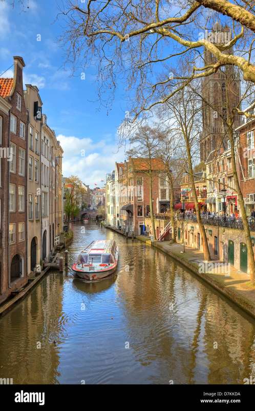 Utrecht's Neo-Gothic Corners: A Nighttime Photography Guide